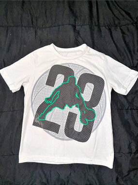 Michael Jordan #23 Graphic Short Sleeve Tee Boys Size 10/12